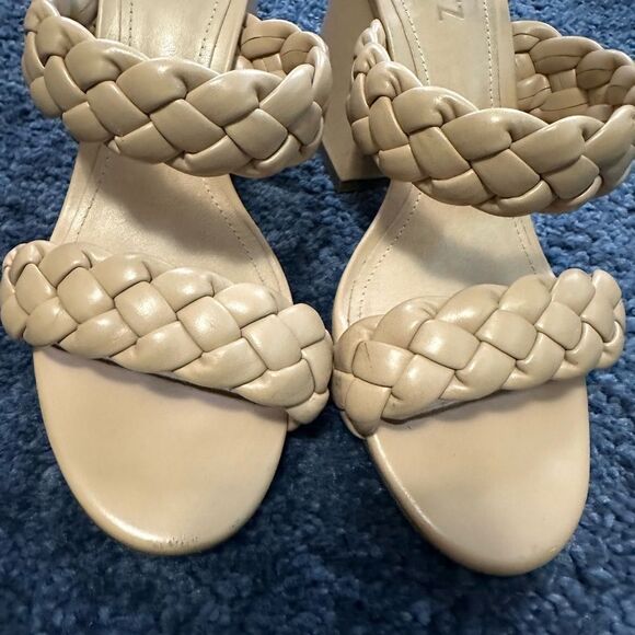 SCHUTZ 6,5 US/37 EU Elida leather block heel sandal in honey beige. - Picture 7 of 7